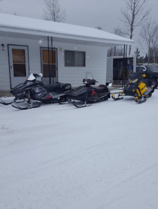 Anns Water-N-Woods Motel (Sun & Sand Motel) - From Web Listing (newer photo)